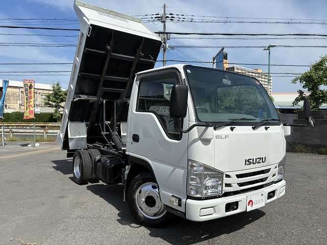 Isuzu Elf 3