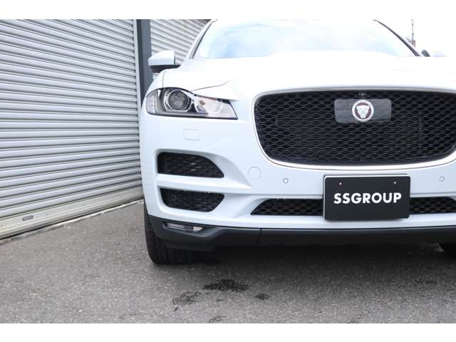 Jaguar F-Pace 6