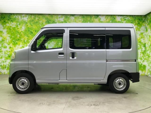 Daihatsu Hijet Cargo 5
