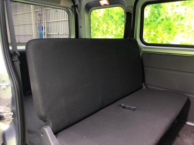 Daihatsu Hijet Cargo 7