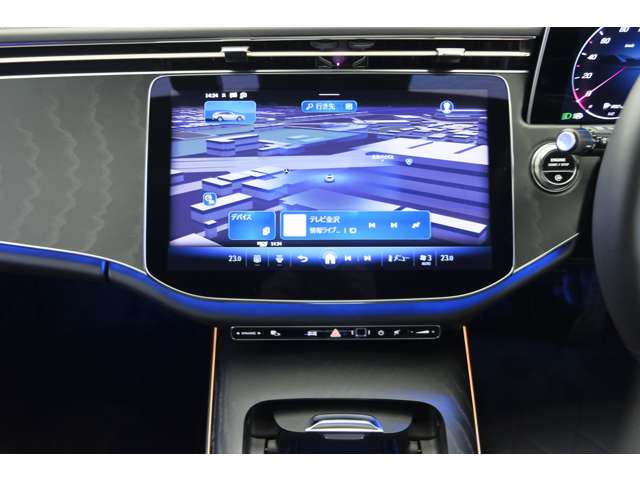 Mercedes-Benz E-Class All-Terrain 10