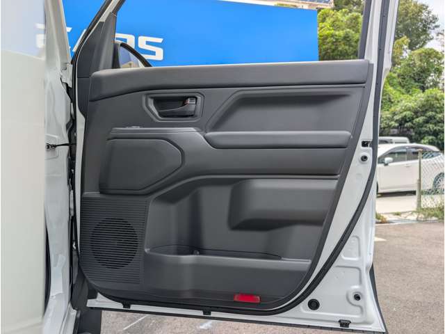 Toyota Land Cruiser FJ 10