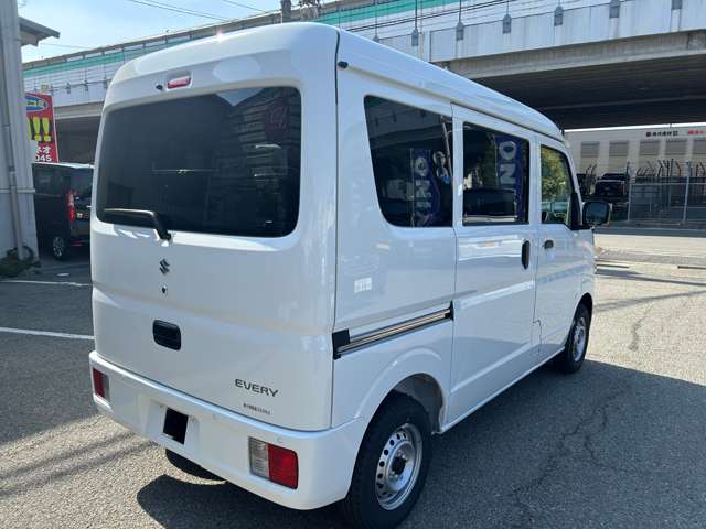 Suzuki Every 11