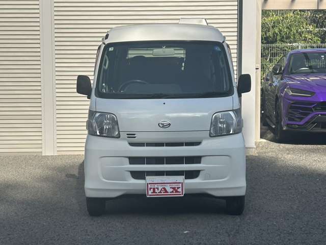 Daihatsu Hijet Cargo 4