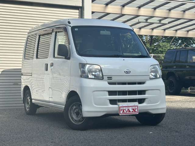 Daihatsu Hijet Cargo 6