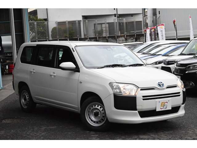 Toyota Probox Van 11