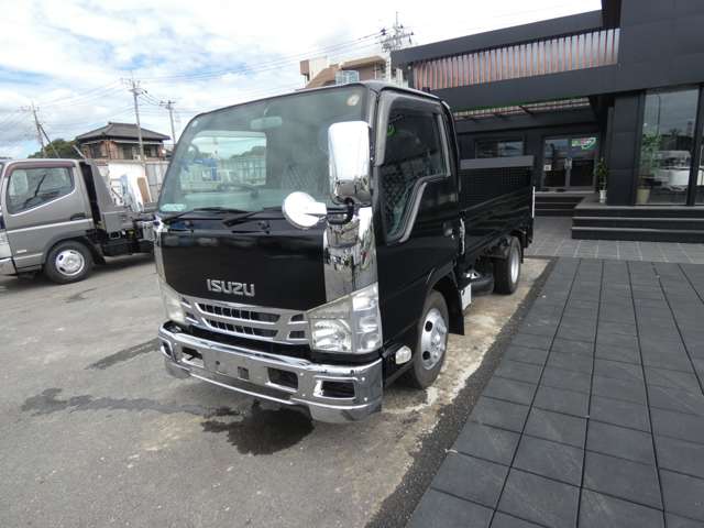 Isuzu Elf 4