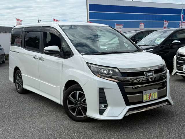 Toyota Noah 6