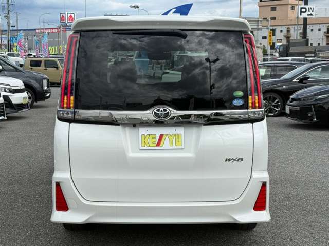 Toyota Noah 10