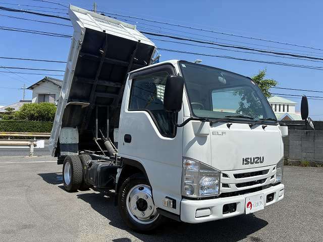 Isuzu Elf 3