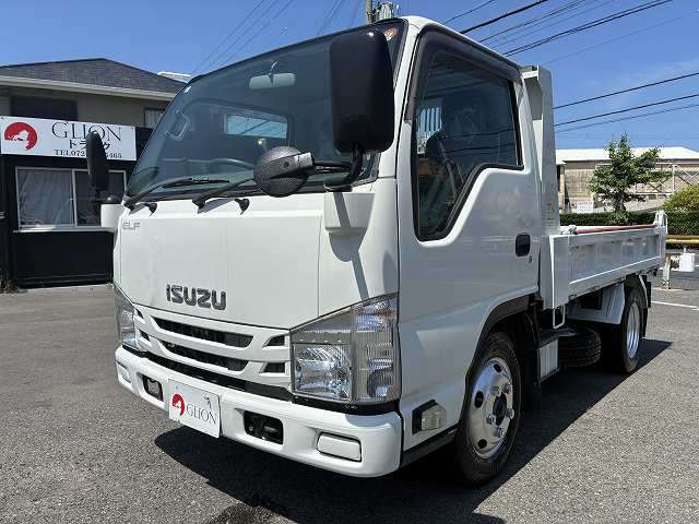 Isuzu Elf 9