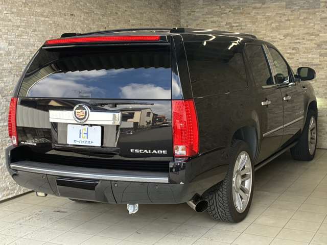 Cadillac Escalade EXT 7