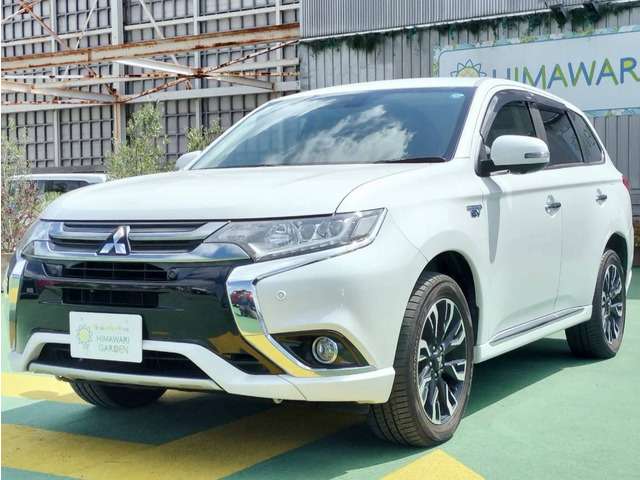 Mitsubishi Outlander PHEV 11