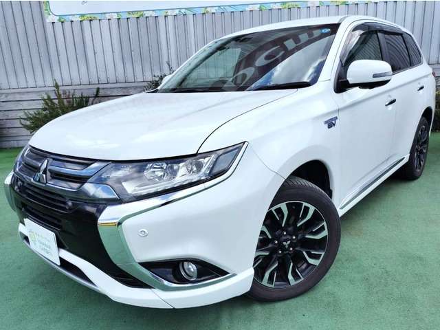 Mitsubishi Outlander PHEV 7