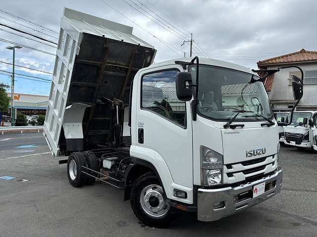 Isuzu Forward 3