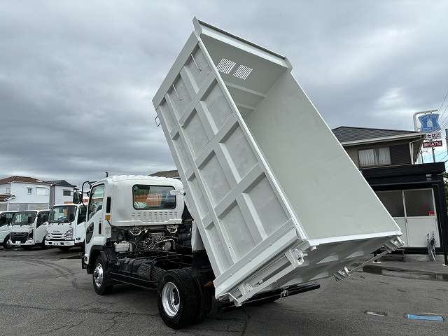 Isuzu Forward 6