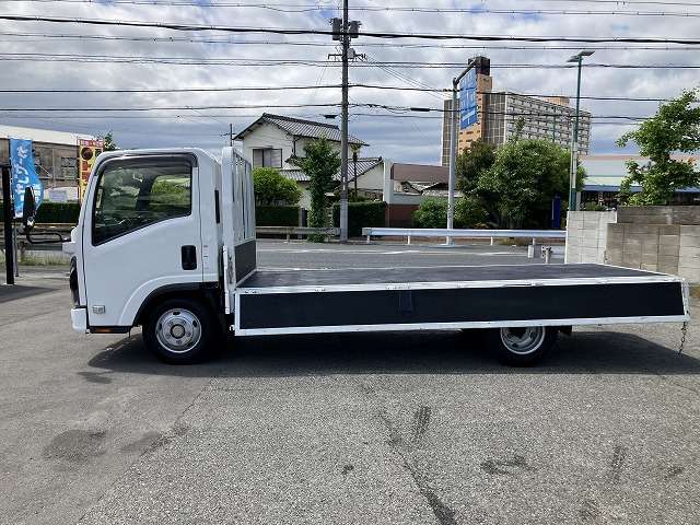 Isuzu Elf 11