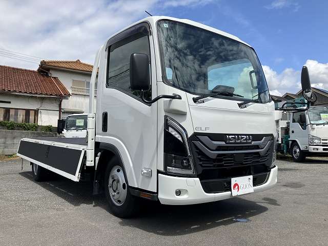 Isuzu Elf 10