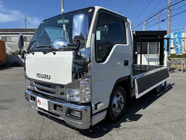 Isuzu Elf 9