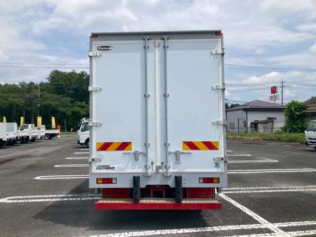 Mitsubishi Fuso Canter 6