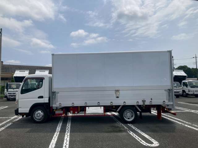 Mitsubishi Fuso Canter 8