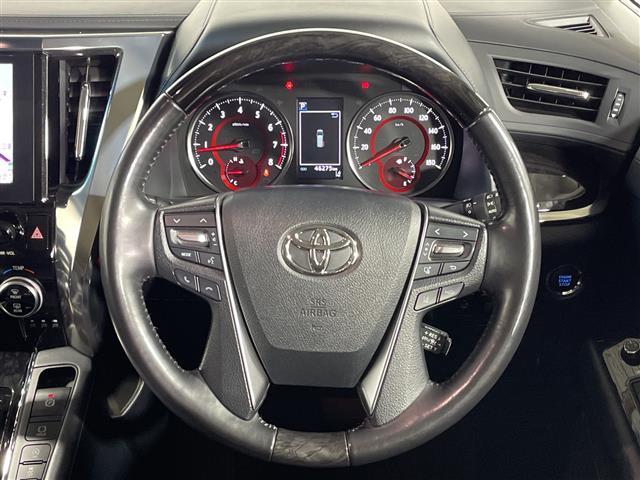 Toyota Alphard 11
