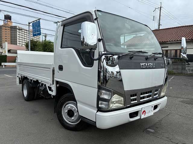 Isuzu Elf 3
