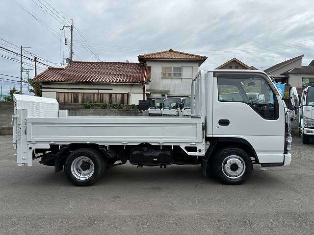 Isuzu Elf 5