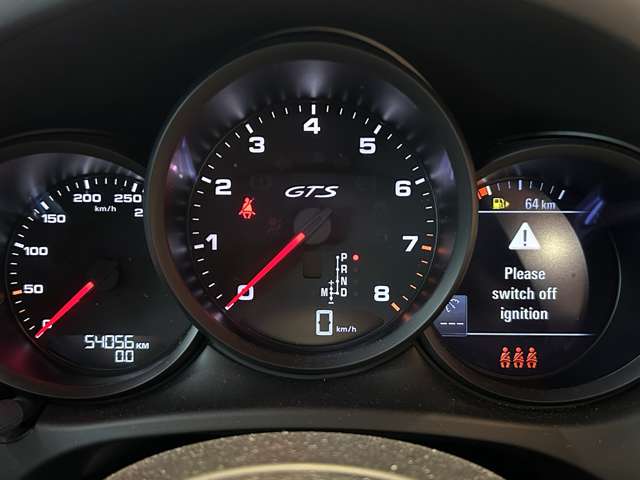 Porsche Macan 12