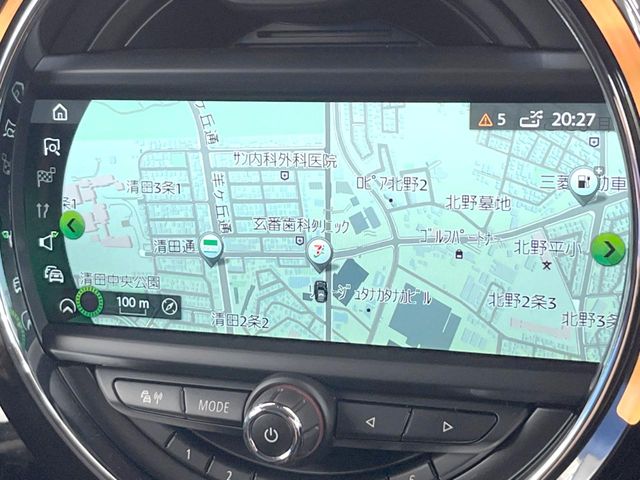 MINI Crossover 7