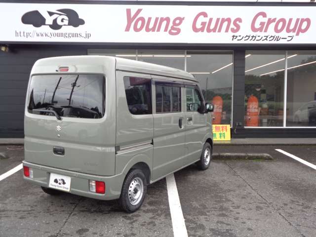 Suzuki Every 12