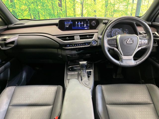Lexus UX 2
