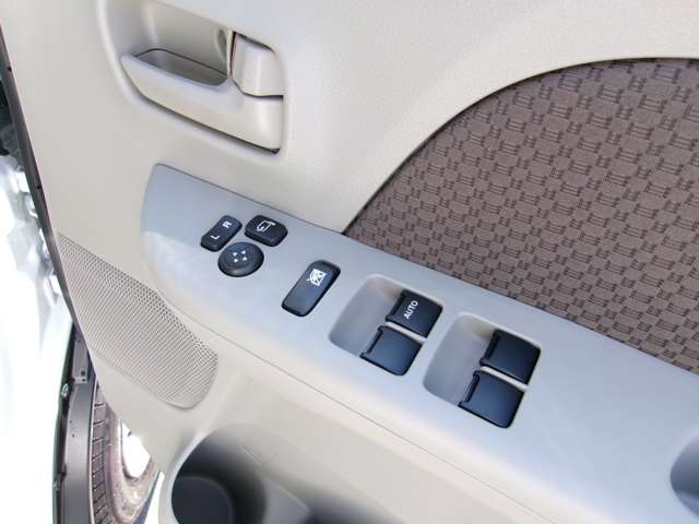 Nissan NV100 Clipper 8
