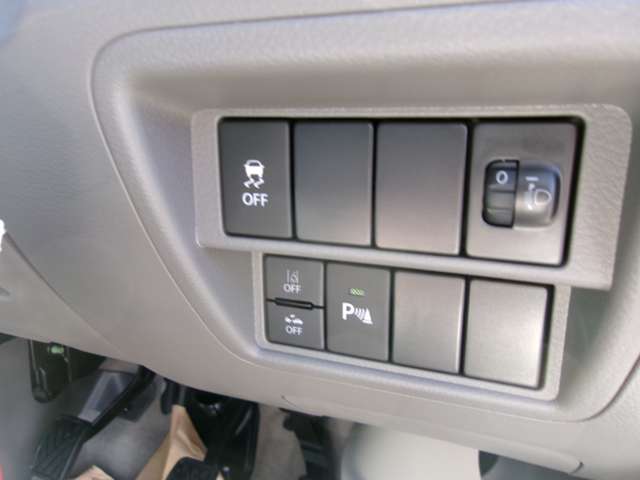 Nissan NV100 Clipper 9
