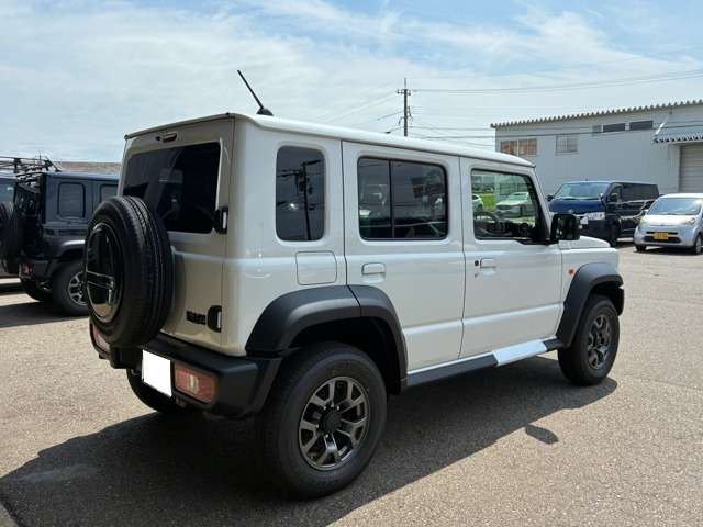 Suzuki Jimny Nomade 5