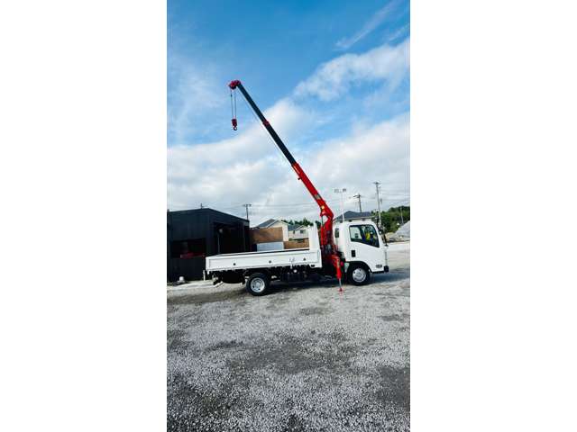 Isuzu Elf 12