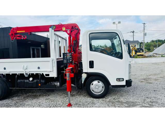 Isuzu Elf 4