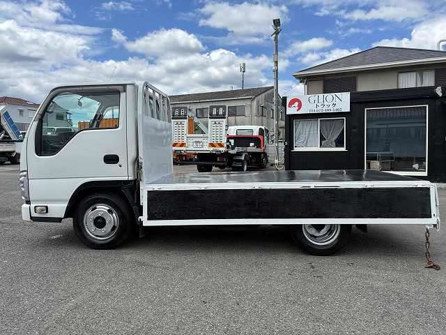 Isuzu Elf 11