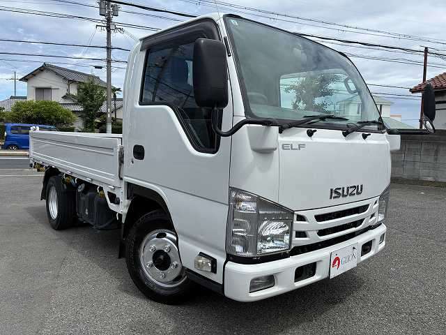 Isuzu Elf 3