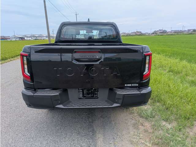 Toyota Hilux 7