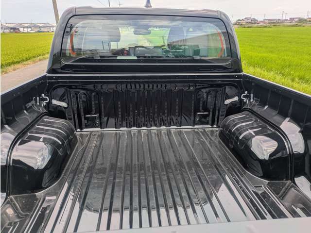 Toyota Hilux 9