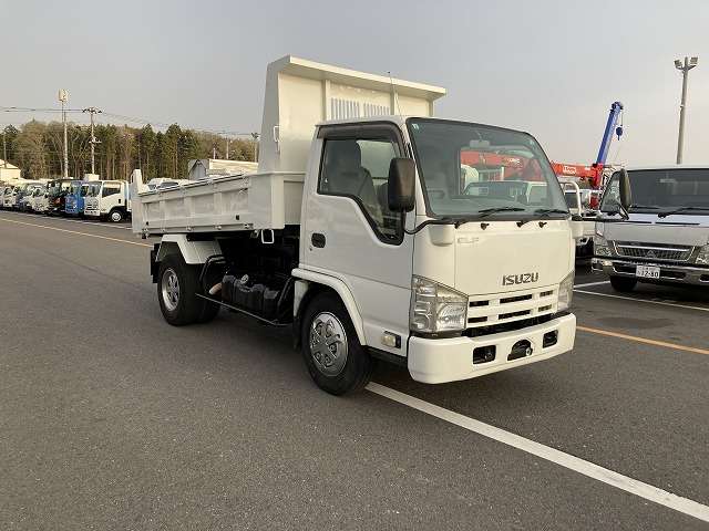 Isuzu Elf 5