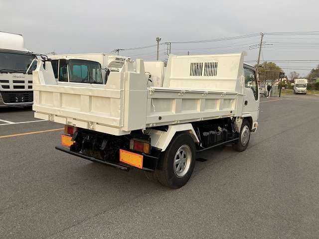 Isuzu Elf 9