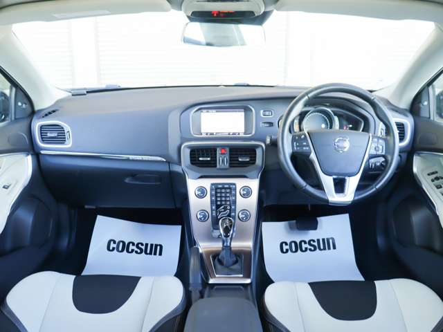 Volvo V40 Cross Country 4