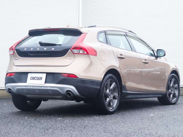 Volvo V40 Cross Country 8