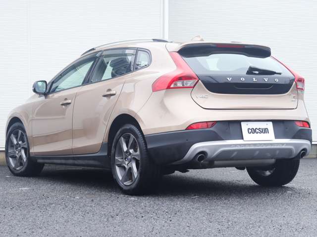 Volvo V40 Cross Country 10