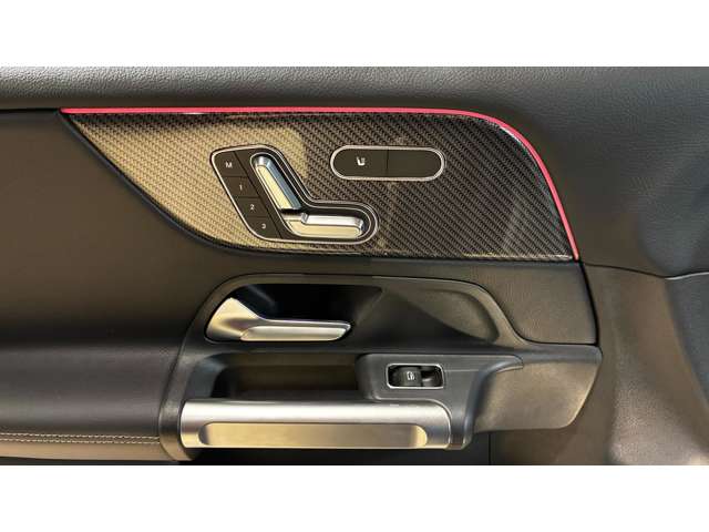 Mercedes-Benz GLB 10