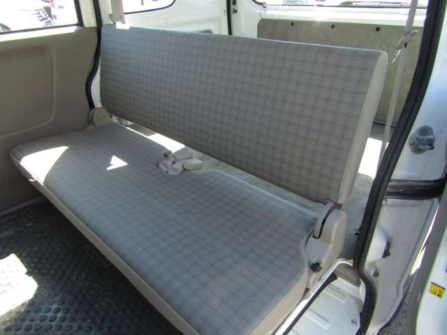 Suzuki Every 8
