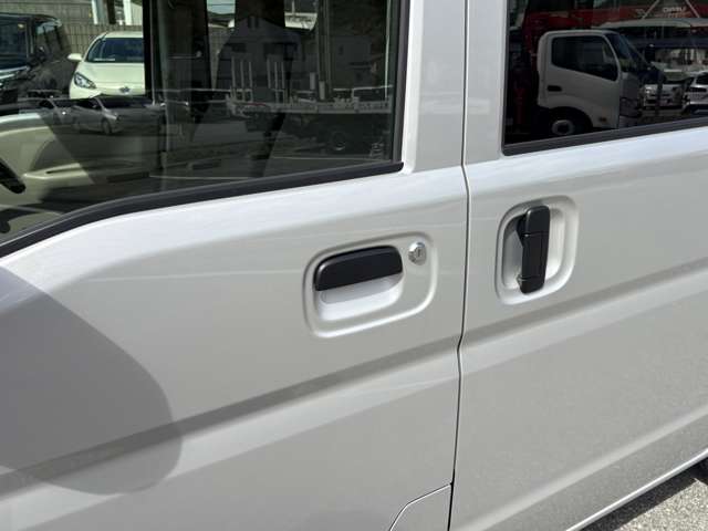 Suzuki Every 8