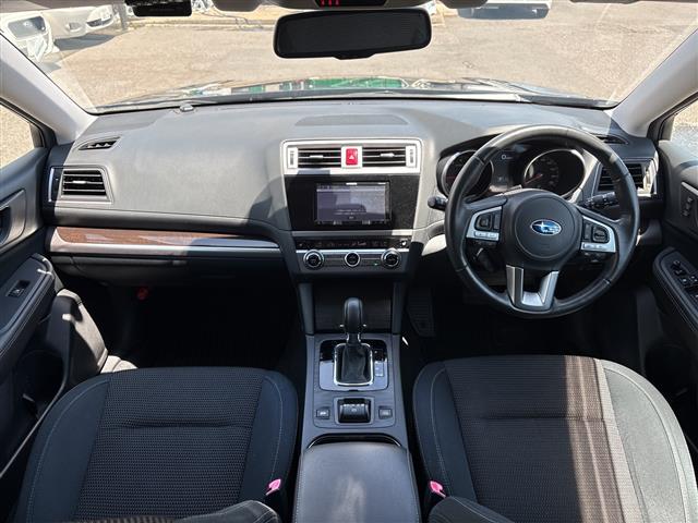 Subaru Legacy Outback 3